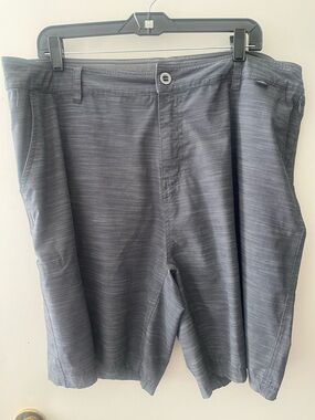AFTCO Men's Athletic Shorts in Charcoal Gray